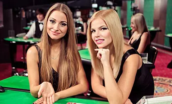Theo dõi trạng thái yêu cầu hỗ trợ J7BET